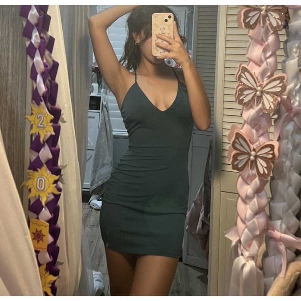 Lulus Women's Confident Allure Emerald Bodycon Lace Up Mini Dress Green Sz M NWT
